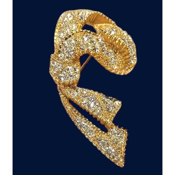 Vintage Kramer Ribbon Knot Half Bow Gold Toned With Rhinestones Pin Brooch - Picture 2 of 8